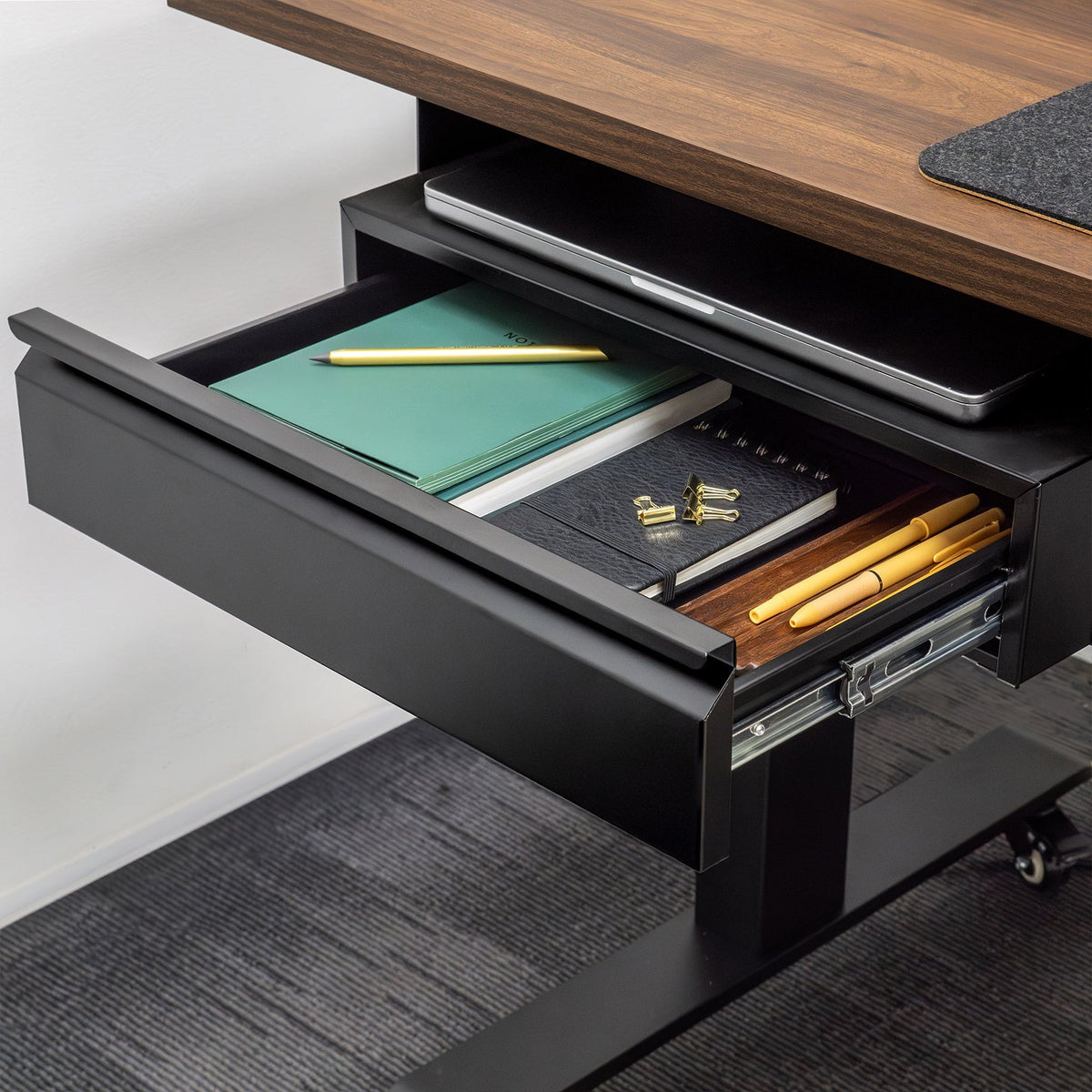 Hedria Under-Desk Laptop Drawer